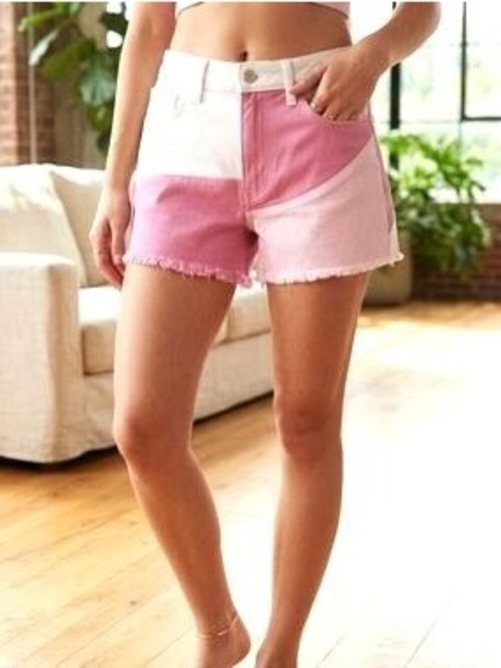 Hollister Pink & White Denim Patchwork Cut off High Rise Mom Jeans Women Size 25